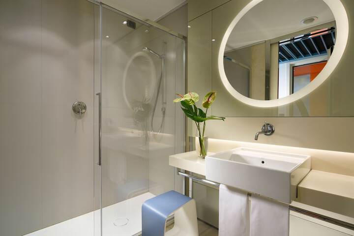 Bathroom Interior Photo