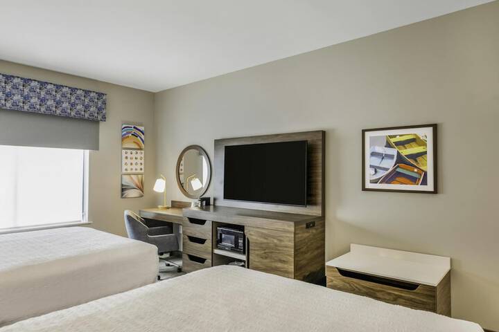 Room 14 of 50