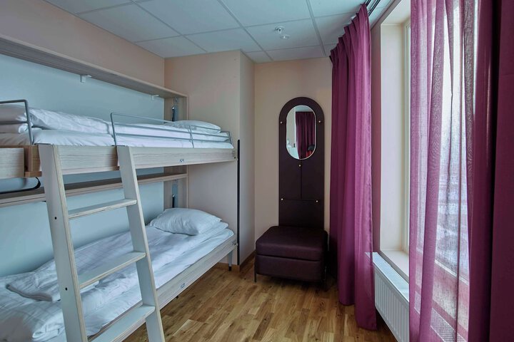 Room 26 of 58