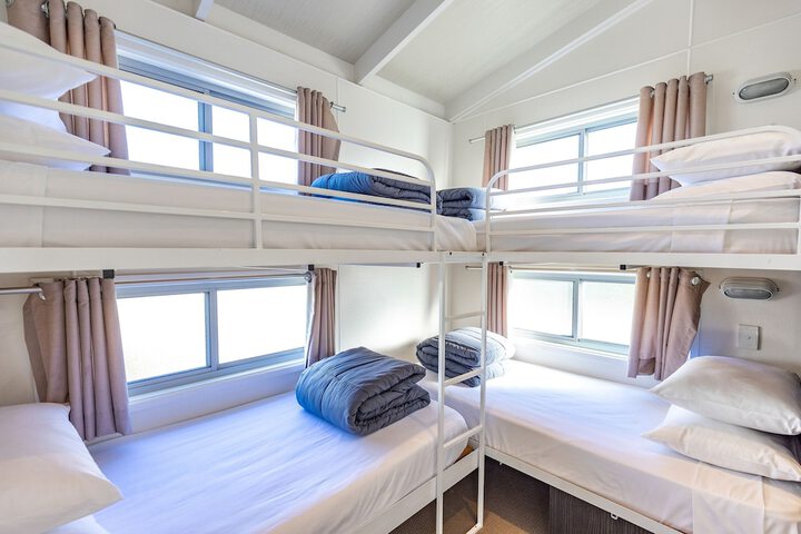 Room 16 of 125