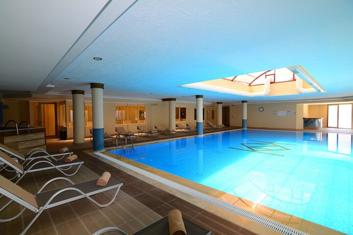 Pool 97 of 177