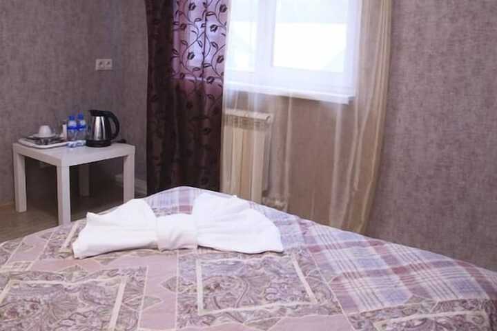 Room 19 of 28