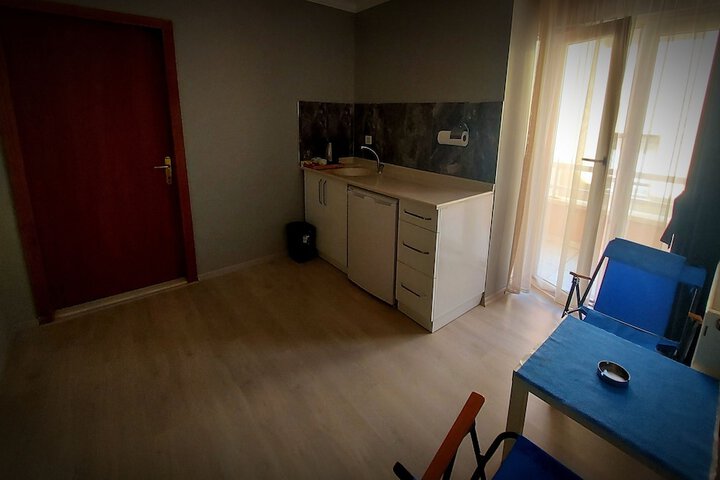 Room 15 of 97