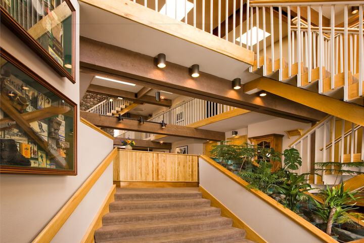 Hotel Interior 11 of 64