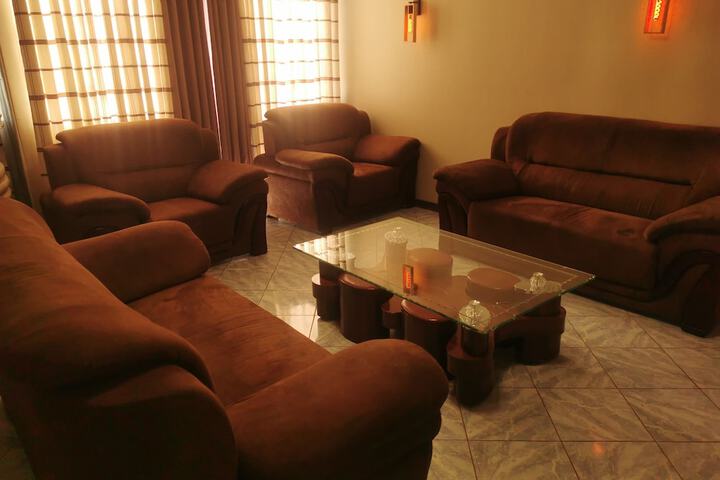 Room 16 of 30