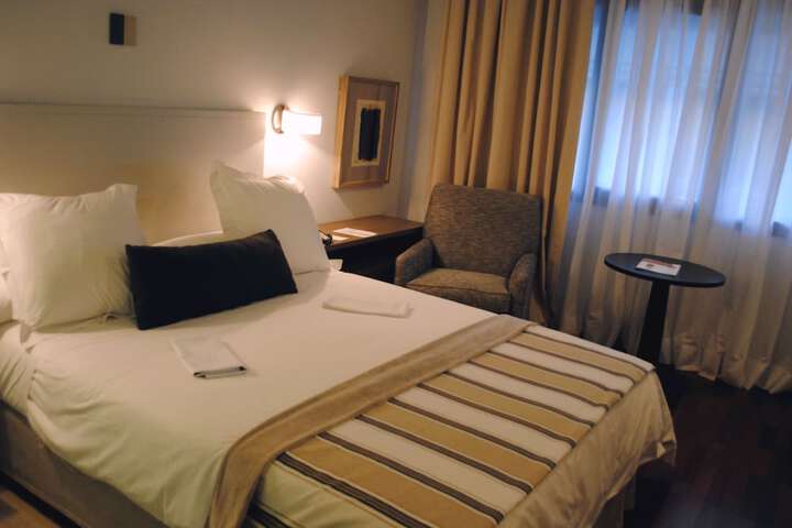 Room 6 of 56