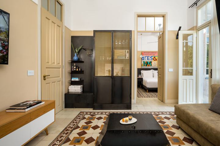 Room 2 of 55