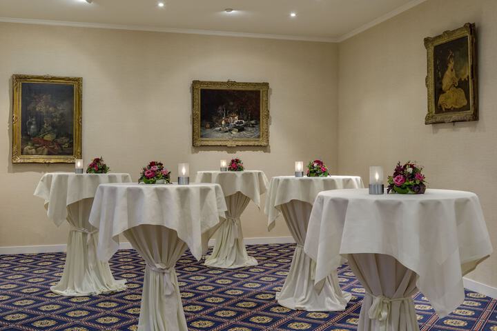 Ballroom/Hall 47 of 61