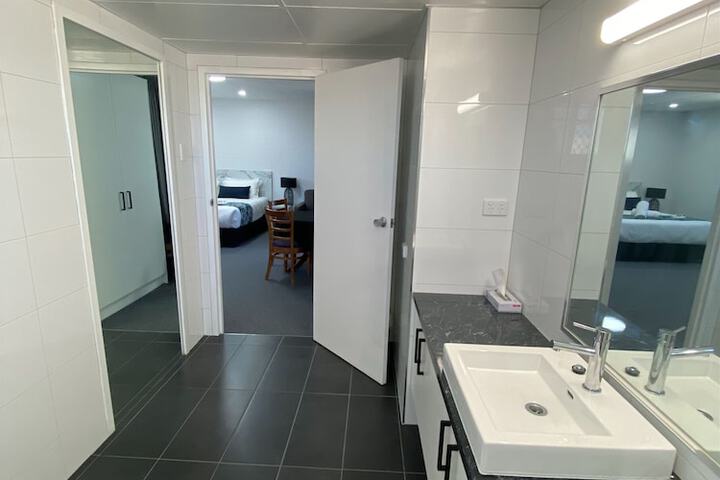 Room 20 of 43