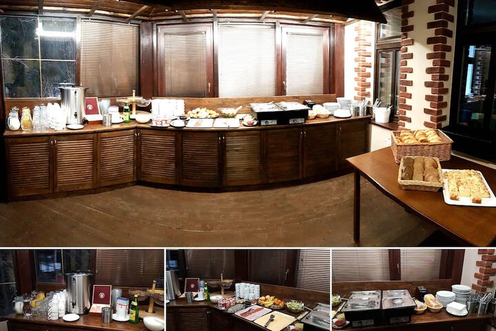 Breakfast/Coffee Service 113 of 128