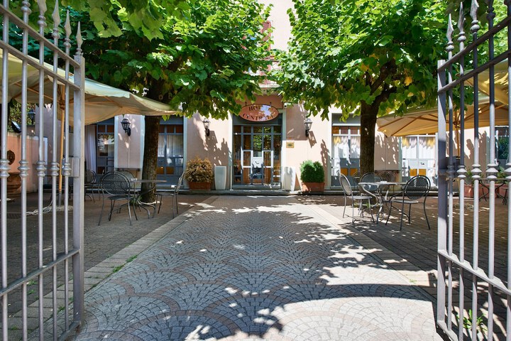 Terrace/Patio 67 of 72
