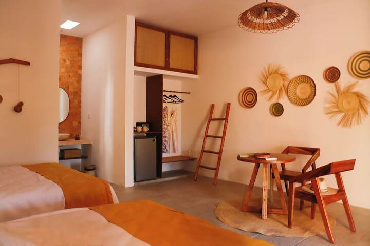 Room 7 of 34