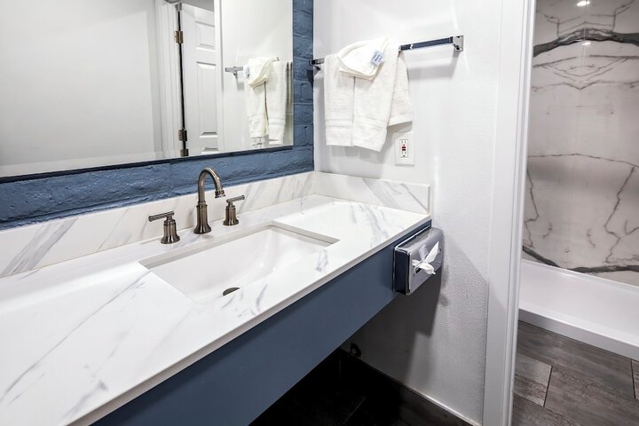 Standard | King Bed (44 of 47)