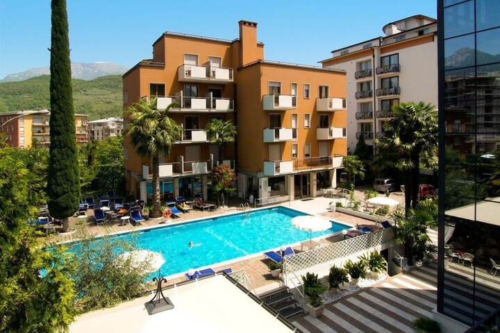 Hotel La Perla