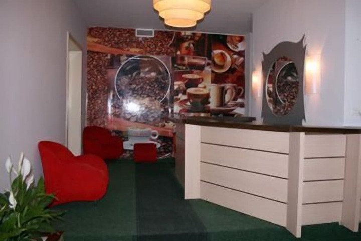 Seven Hotel