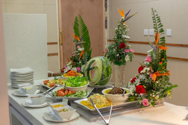Dining 85 of 128