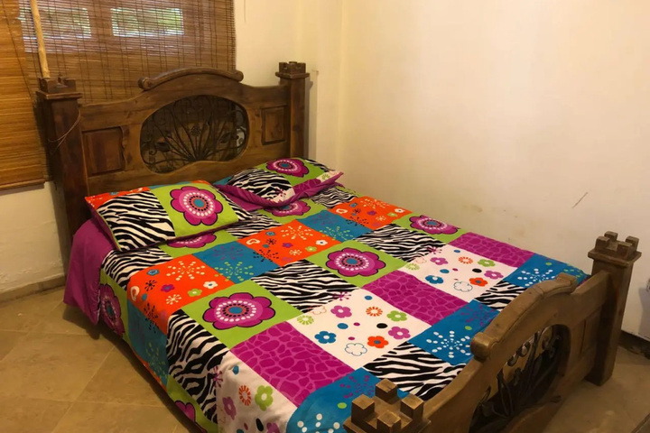 Room 3 of 10