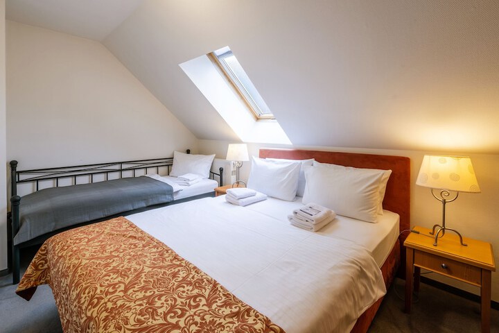 Room 15 of 88