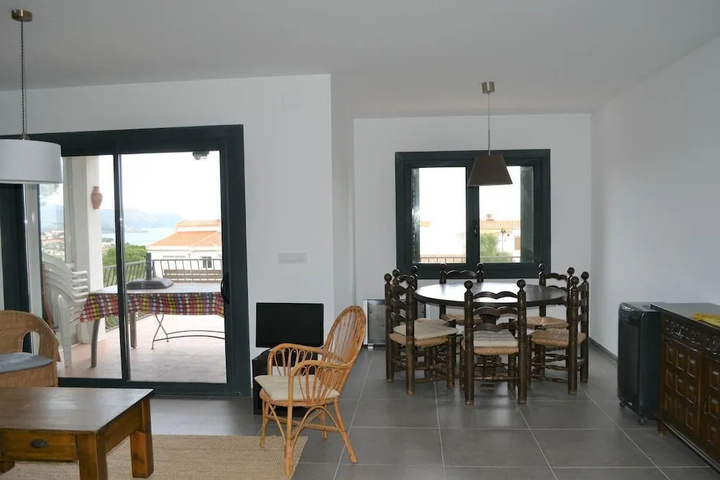 Terrace/Patio 5 of 14