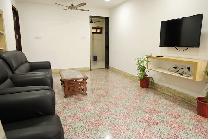 Room 30 of 43