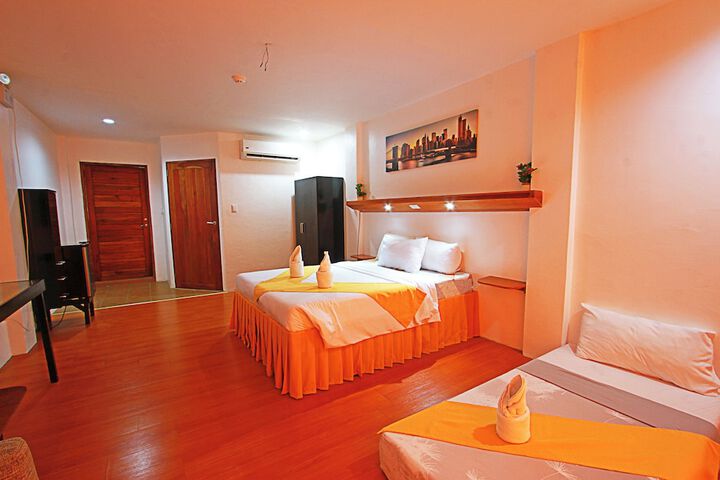 Room 18 of 43