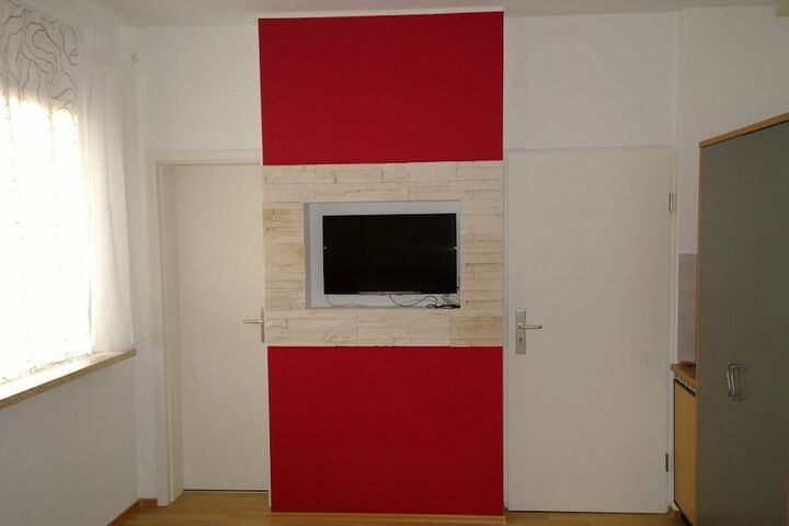 Room 17 of 26