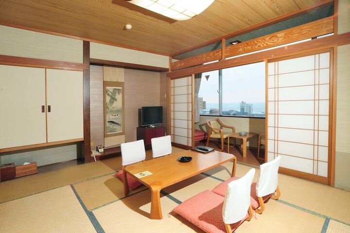 Room 3 of 30