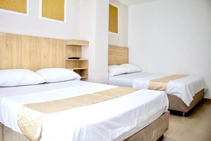 Room 16 of 19