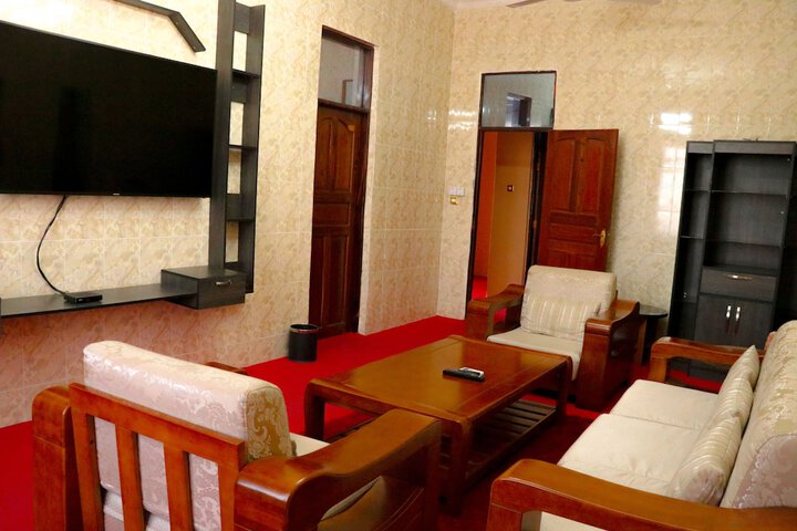 Room 14 of 22