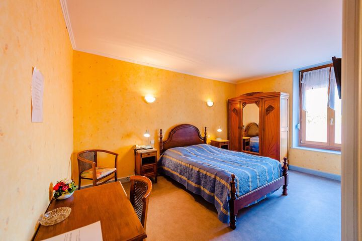 Room 7 of 41