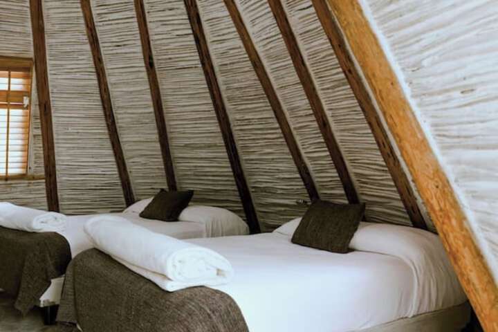 Room 4 of 49