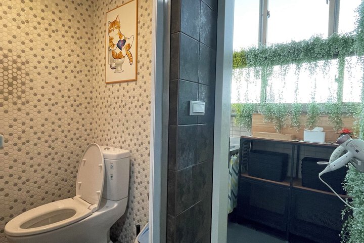 Room 18 of 24