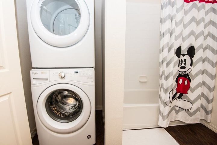 Laundry 9 of 24