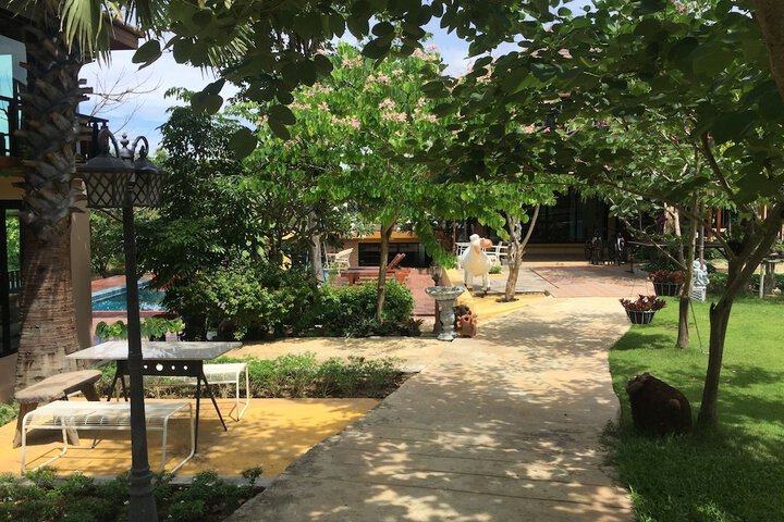 Property Grounds 32 of 36