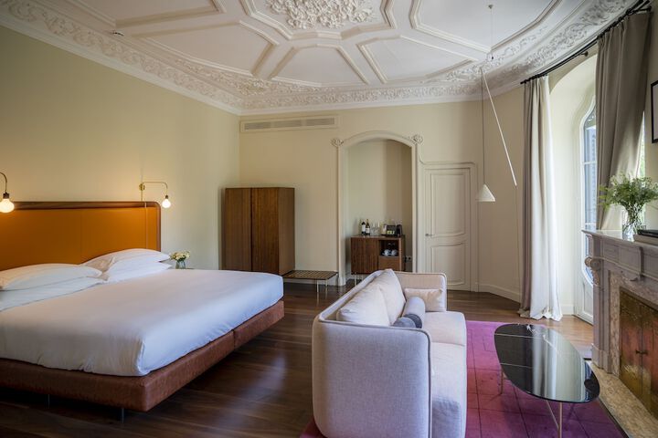 Room 14 of 70