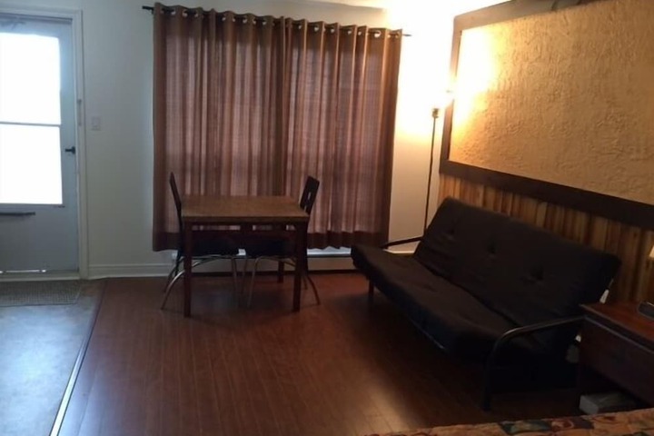 Room 12 of 23