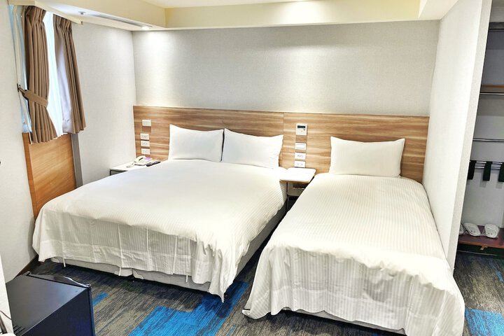 Room 20 of 44