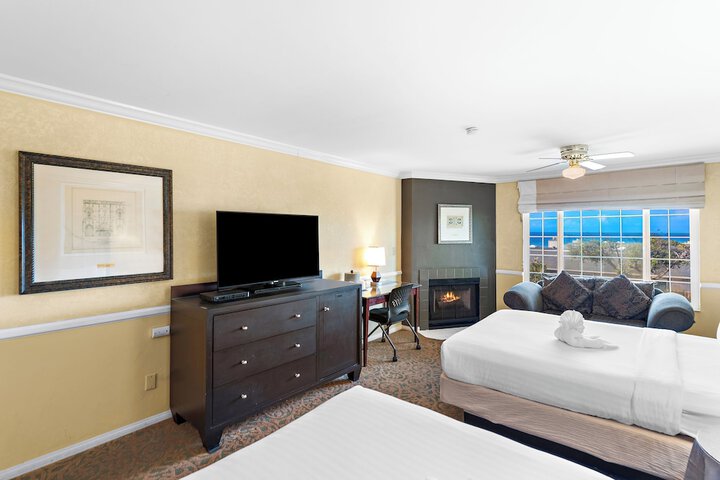 Room 10 of 76
