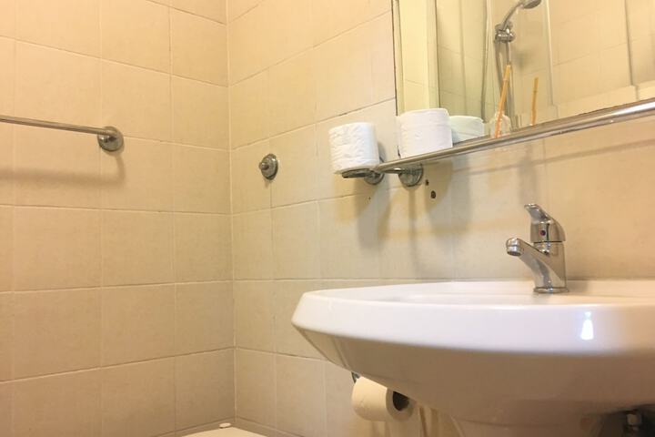 Room 36 of 45