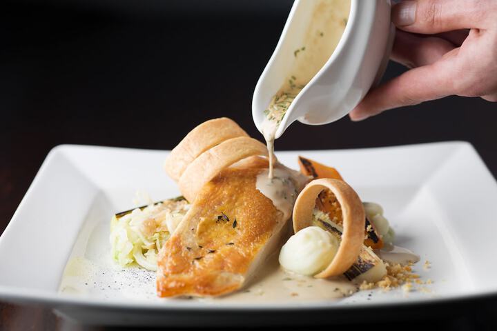 Dining 60 of 94