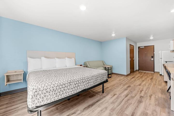 Room 17 of 31