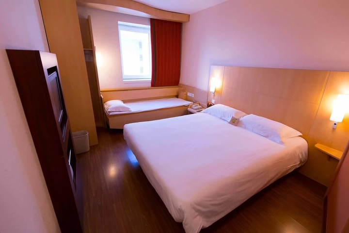 guest_rooms