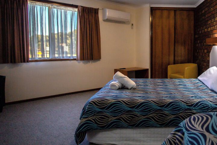 Room 14 of 39