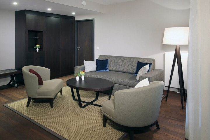 Room 10 of 54