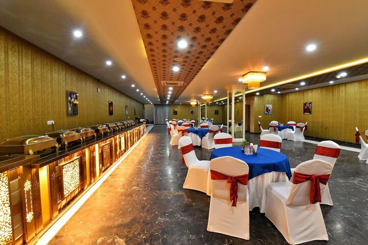 Ballroom/Hall 47 of 68
