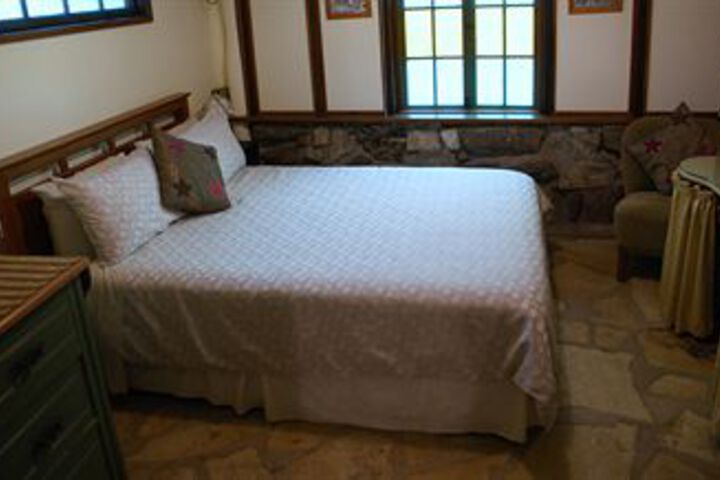 Room 7 of 22