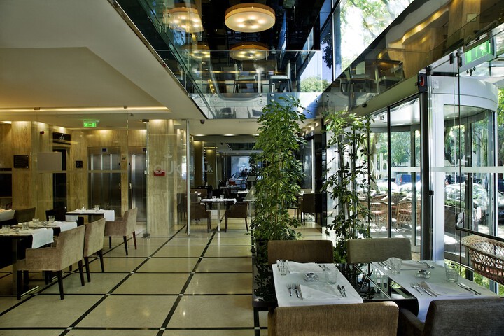 Dining 50 of 92