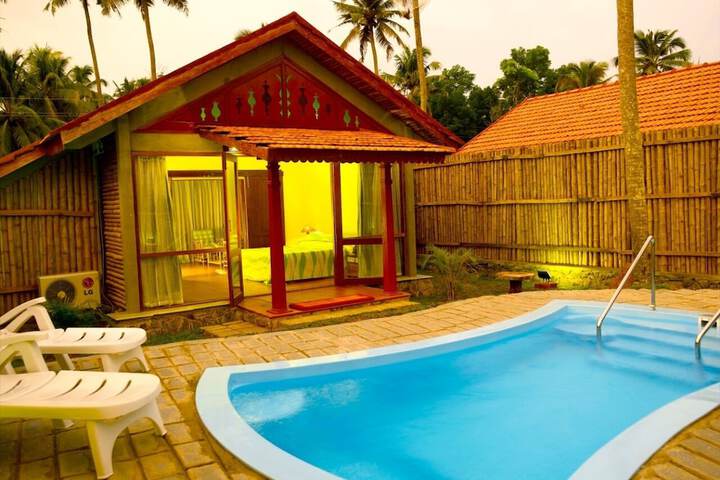 Pools & Facilities