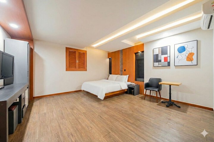Room 28 of 50