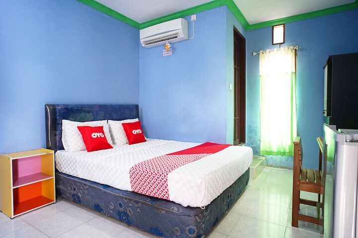 Photo of OYO 2343 Winolanto Guest House Syariah